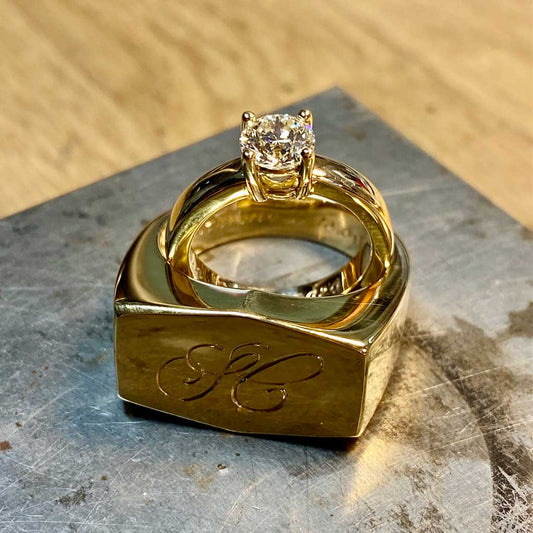Kundebestilling - Vielsesringe - Diamant og Signet