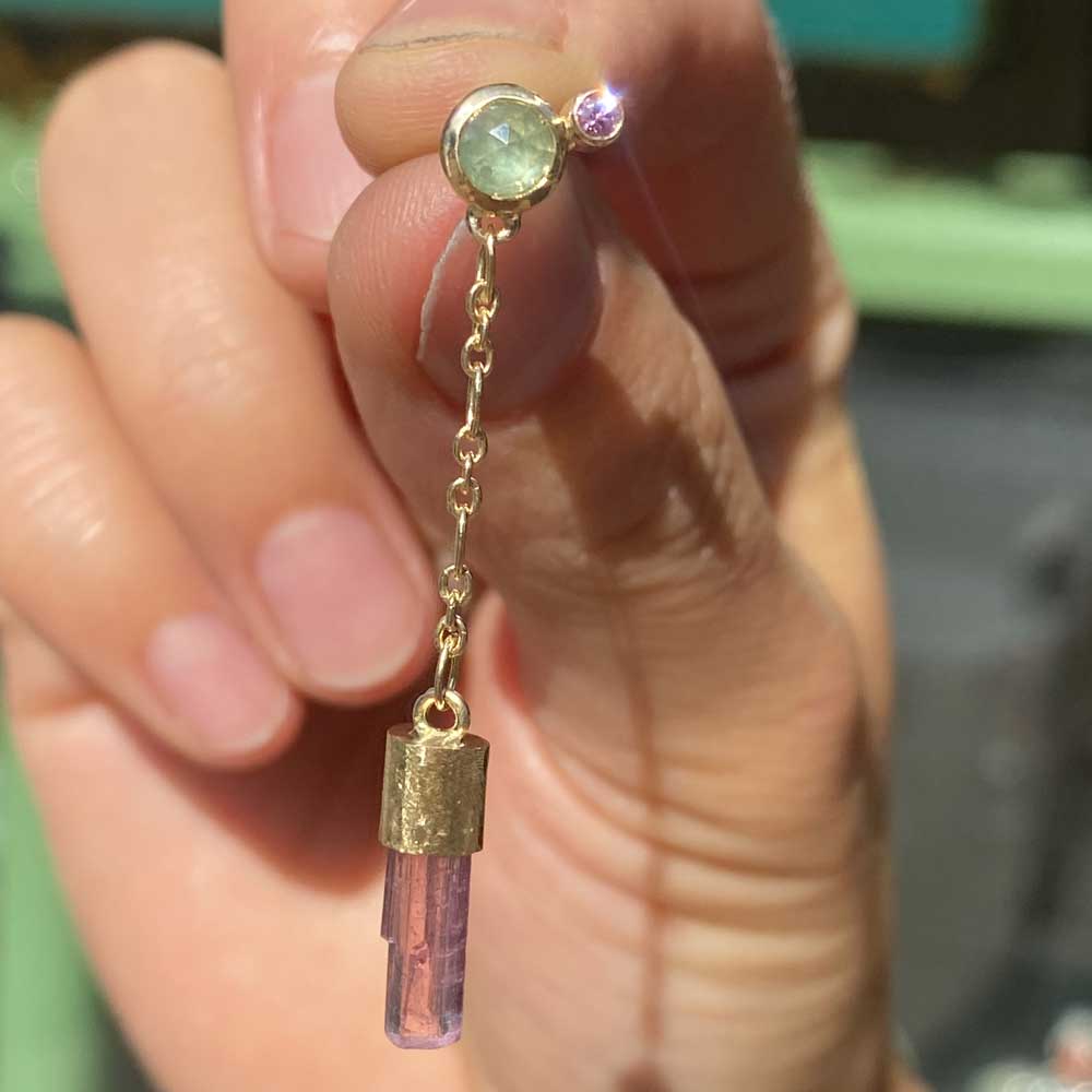 Dingle ørering med Kryptonit - 18K guld Kleines