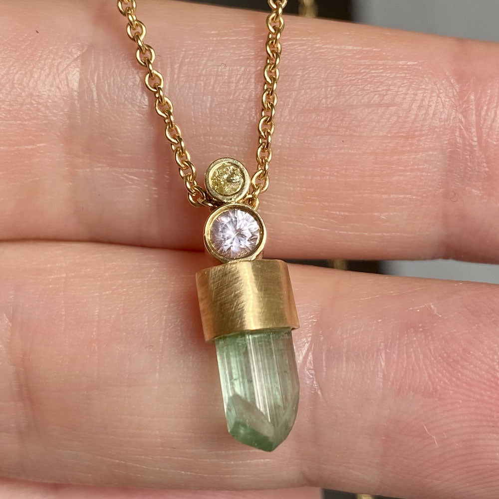 Kleines Kryptonit vedhæng med diamant og safir #1
