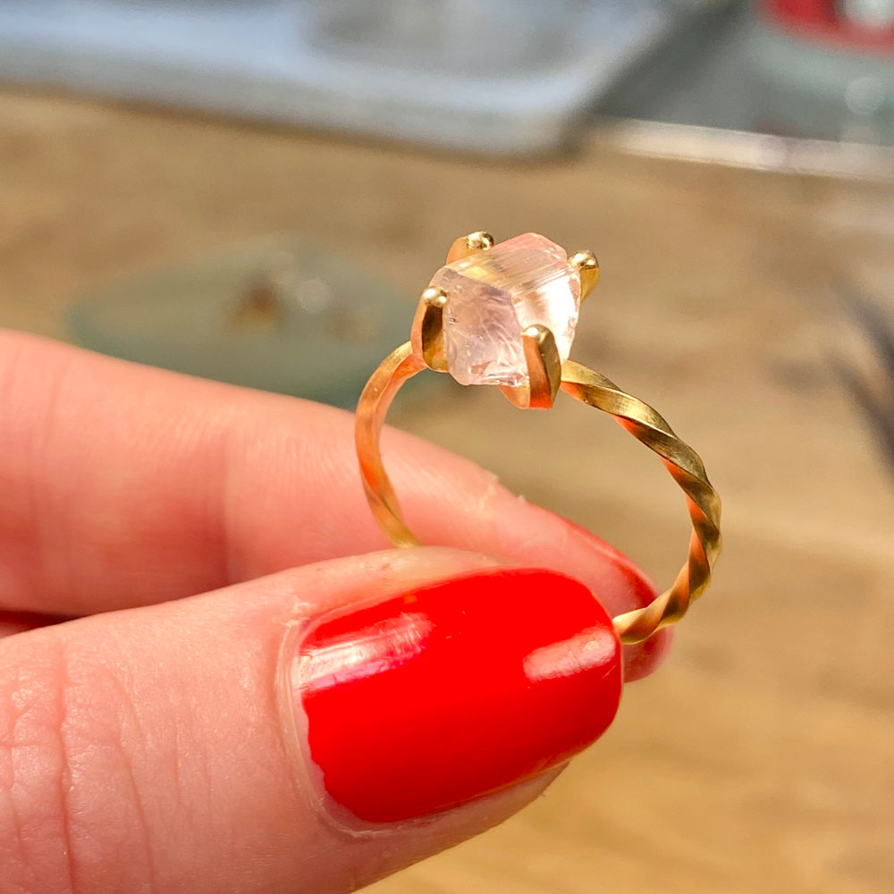 18 eller 14 karat snoet ring #11