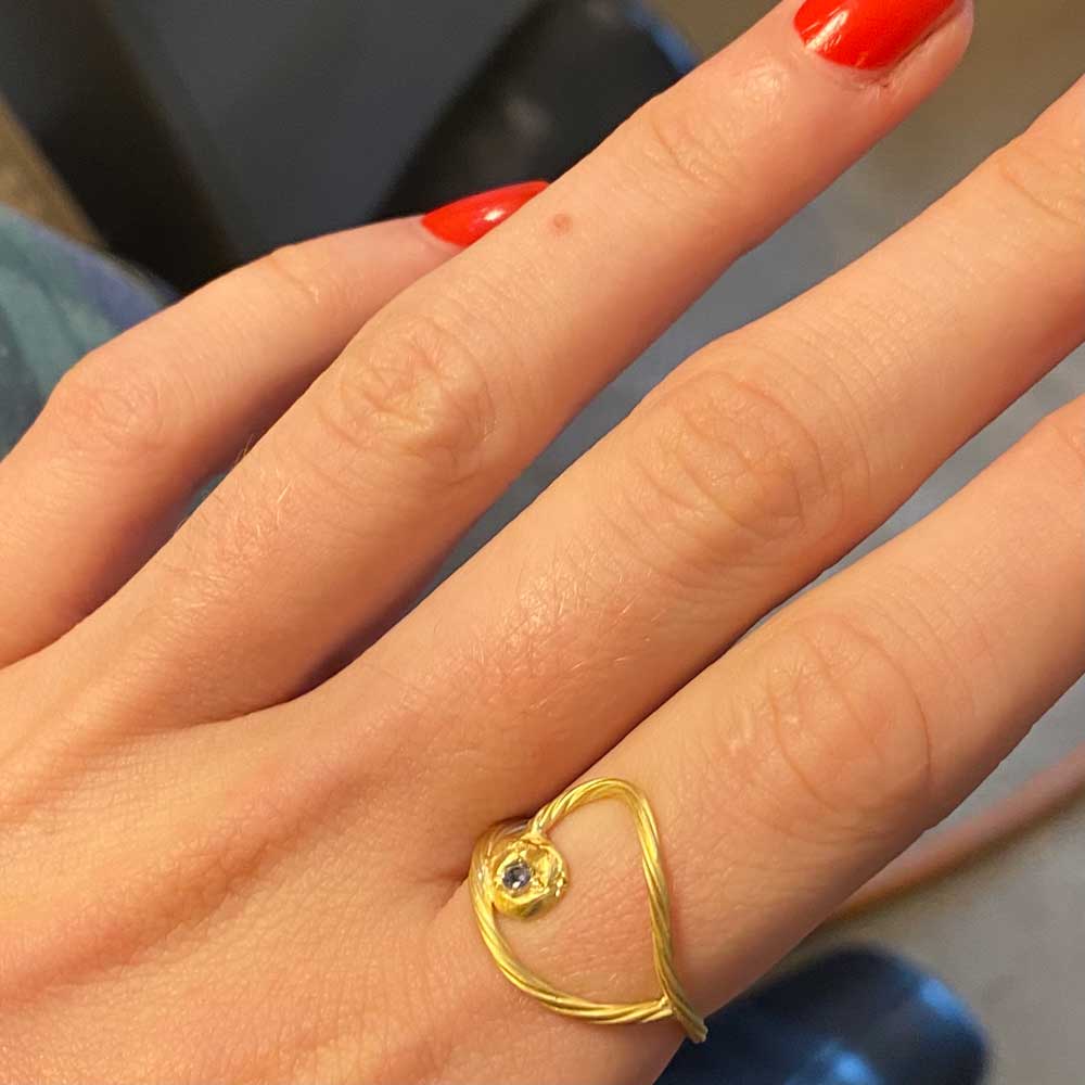 Hippie Cobra Ring med blålig safir #2
