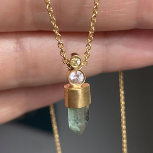 Kleines Kryptonit vedhæng med diamant og safir #1